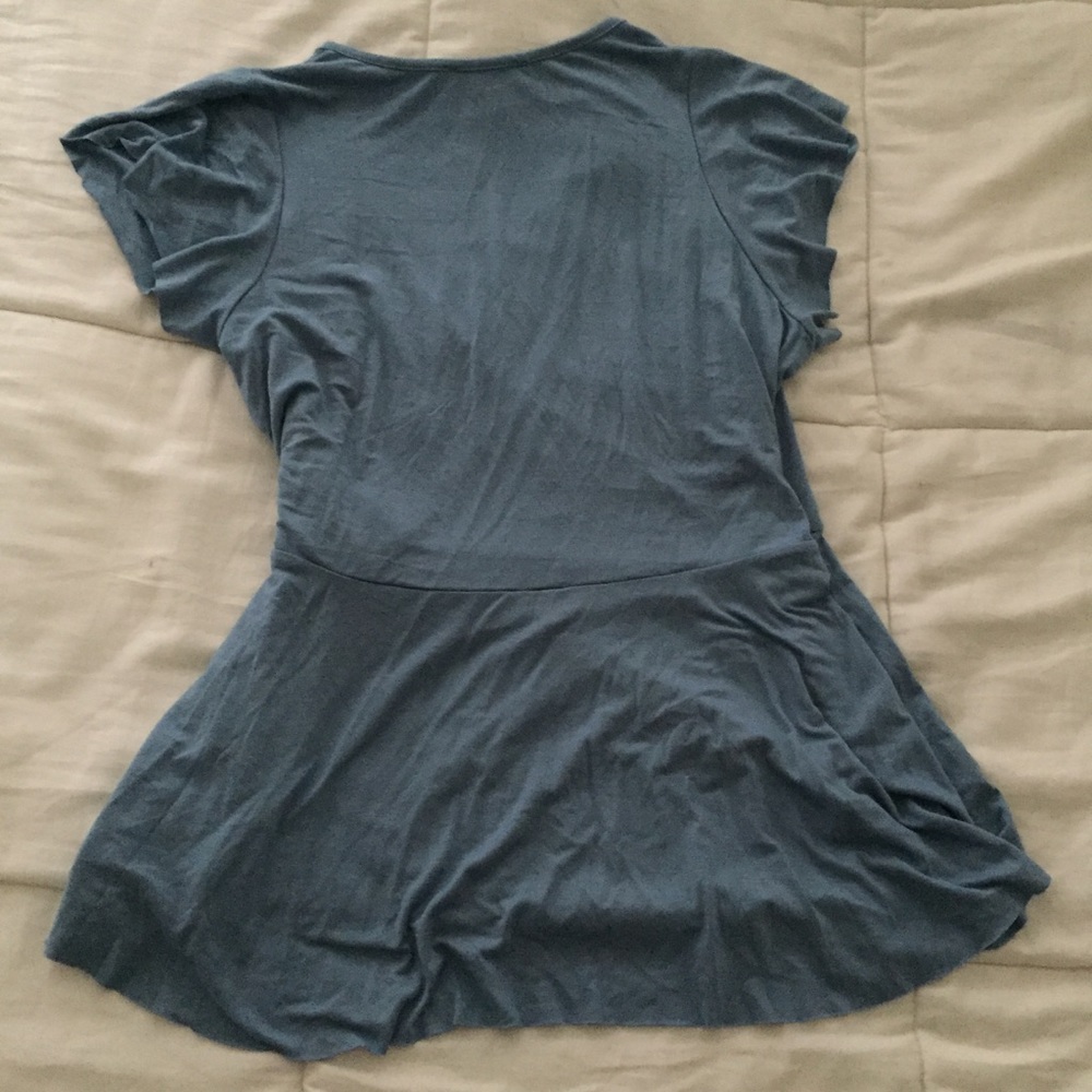 Soft wrap blouse - Picture 2 of 2